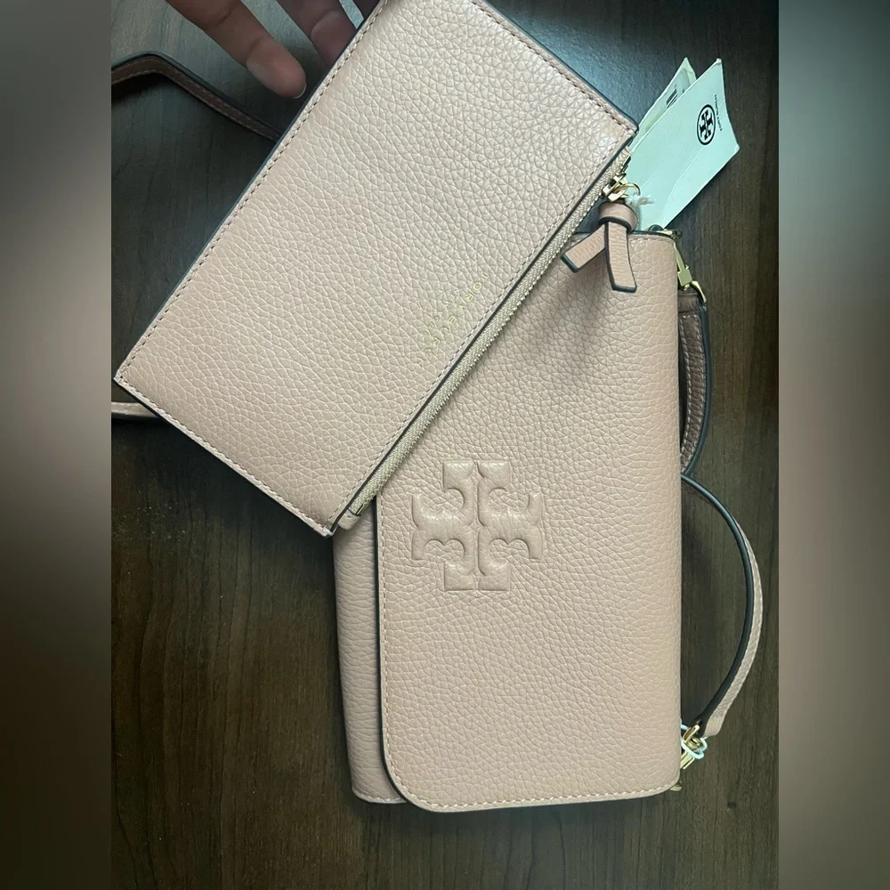 NWT! Tory Burch Thea Flat Wallet Pebbled Leather Crossbody Bag with Flat Wallet - Picture 11 of 13